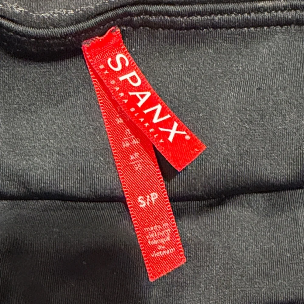SPANX Women’s Faux‎ Leather Patent Black Leggings Size Small